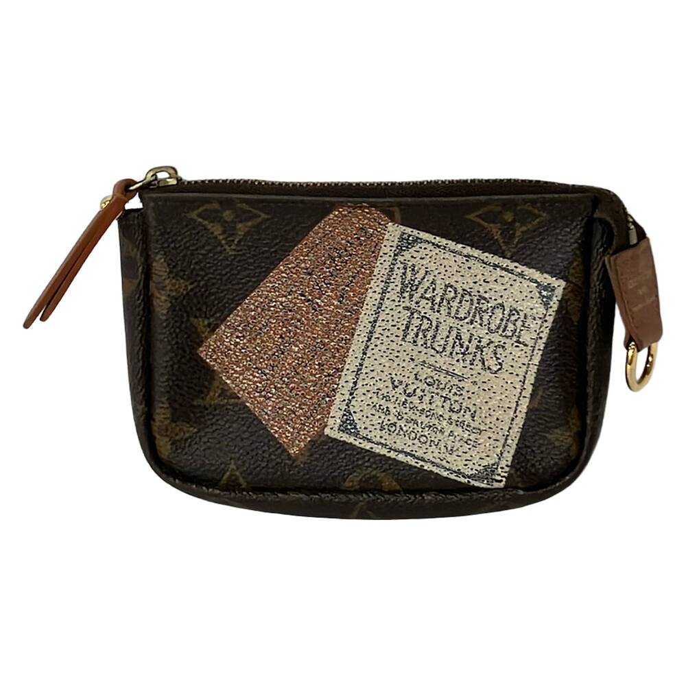 Louis Vuitton Truthcle Monogram Pouch M63800